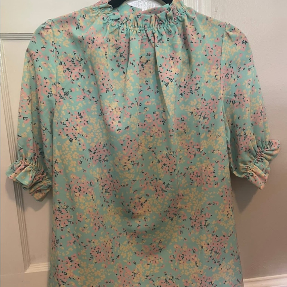 Floral Print Blouse with Ruffled Sleeves